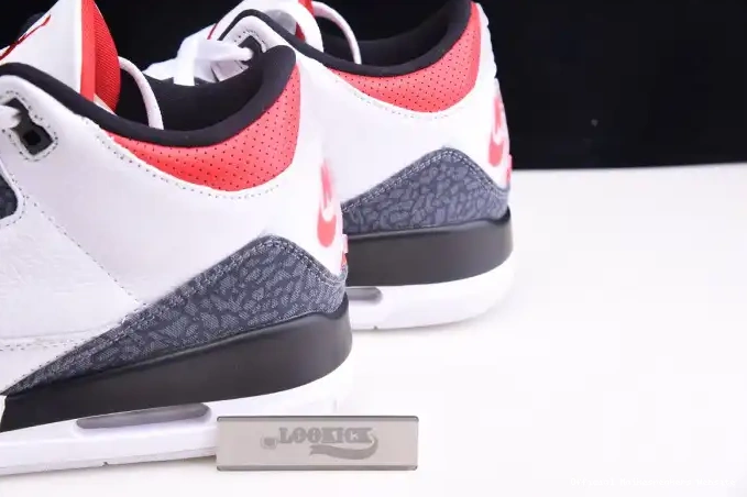 Official Maikesneakers RED
